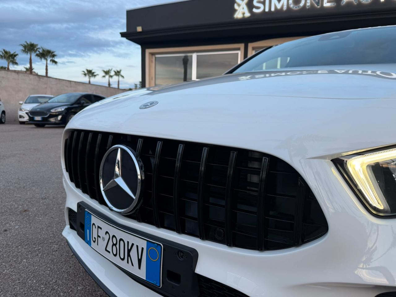 Mercedes-benz A 180d Automatic Premium AMG Night Edition