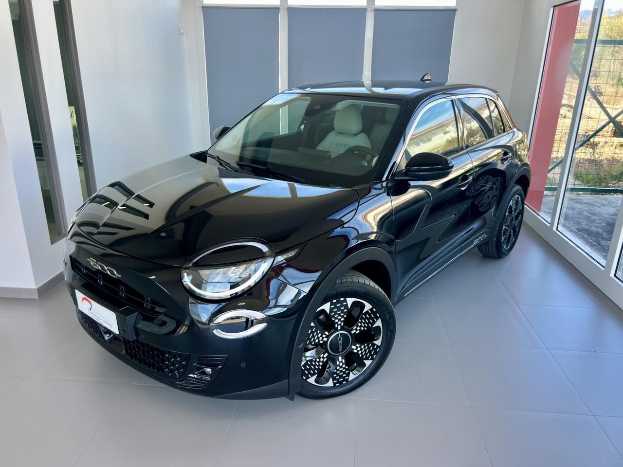 FIAT 600 HYBRID MHEV LA PRIMA - 2024