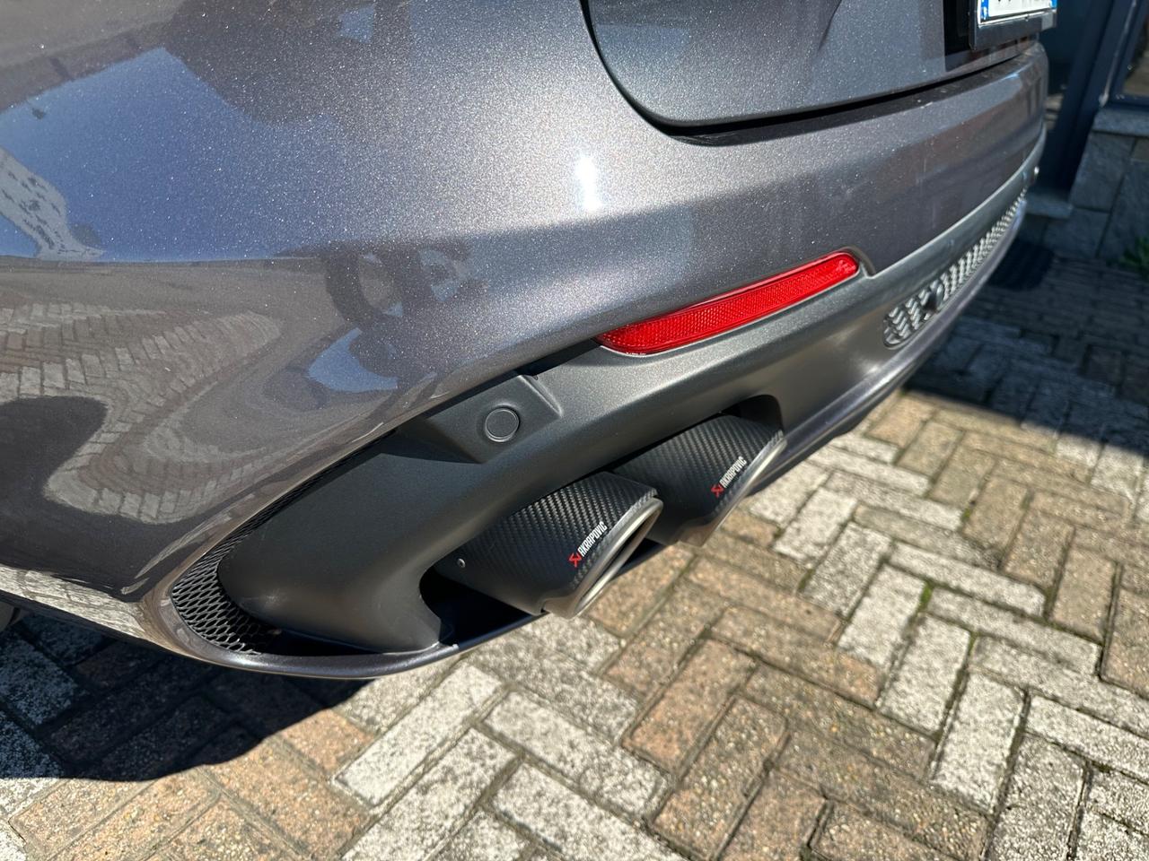 Alfa Romeo Stelvio 2.9 Bi-Turbo V6 510 CV AT8 QUADRIFOGLIO VERDE TETTO + AKRAPOVIC