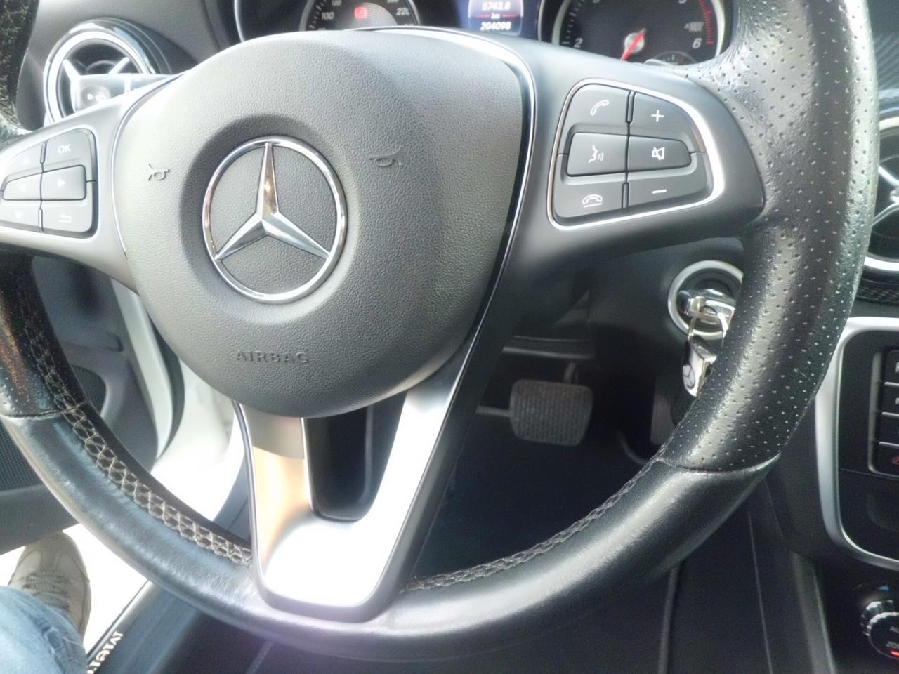 Mercedes-benz GLA 200 GLA 200 d Automatic Premium-LUX FULL OPTIONAL Tetto Pelle totale Automatico