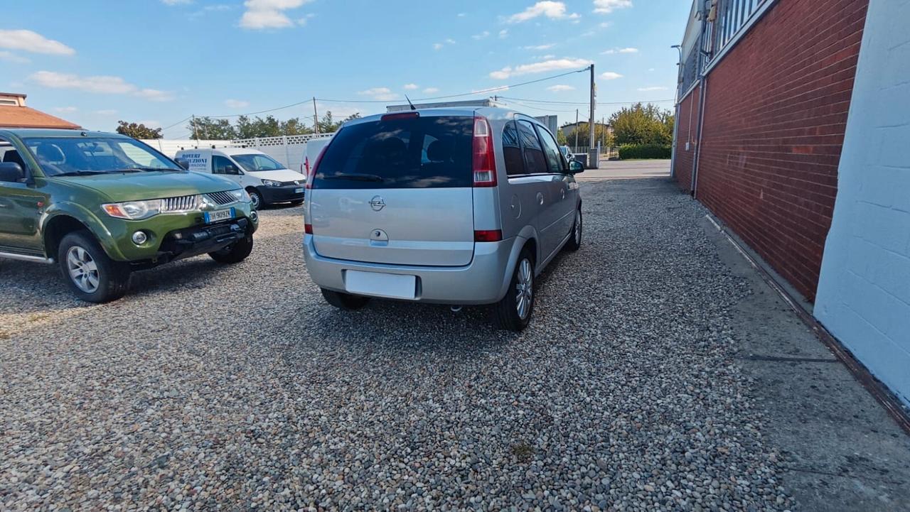 Opel Meriva 1.6 16V Cosmo