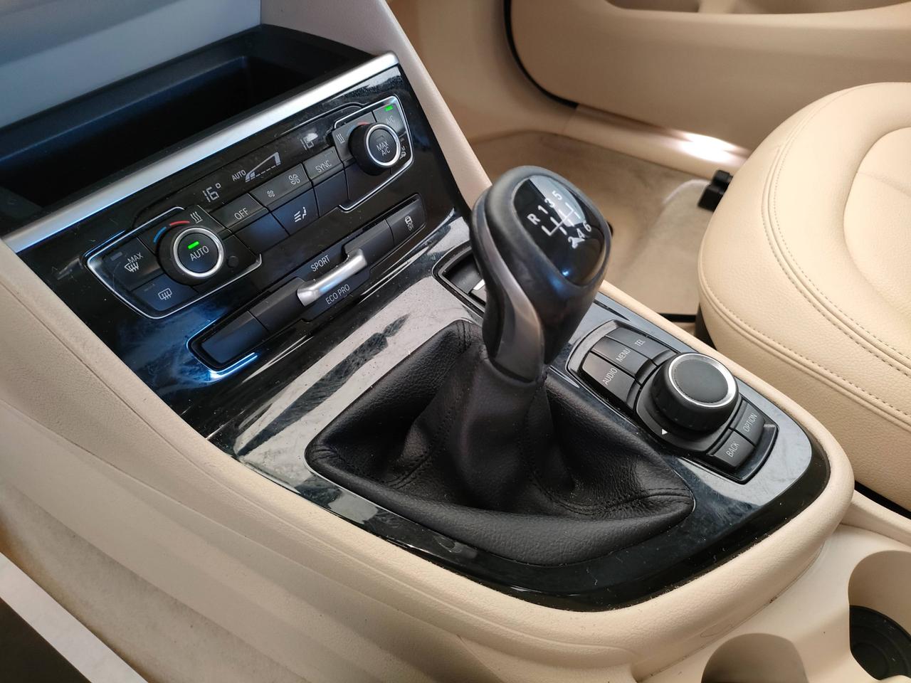 BMW Serie 2 F45 2014 Active Tourer - 216d Active Tourer Advantage my15