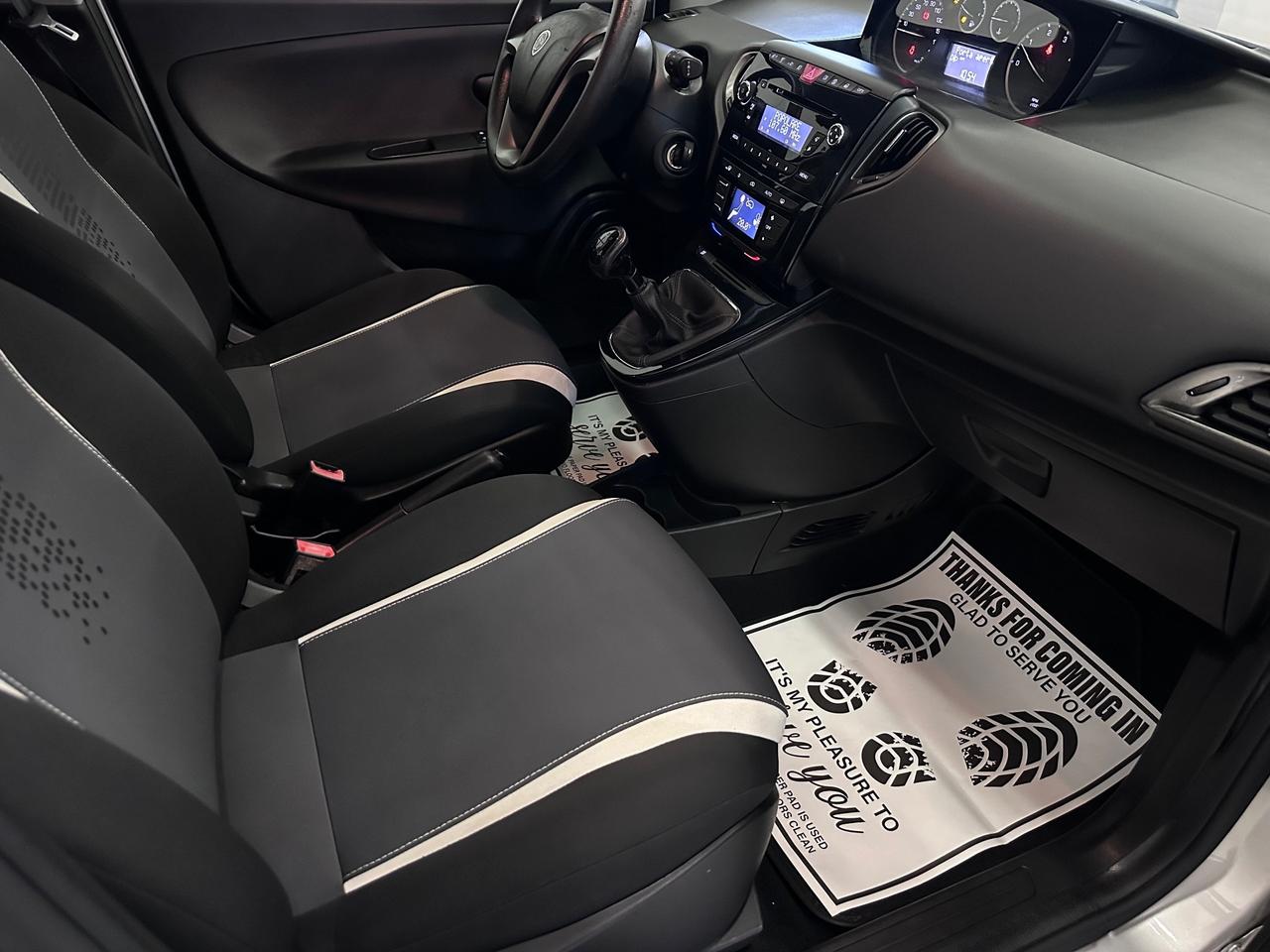 Lancia Ypsilon 1.3 MJT 5 porte S&S Platinum Ok Neopatentati