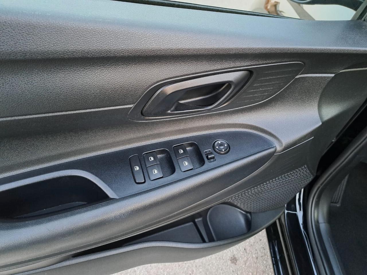 Hyundai i20 1.2 MPI MT Connectline