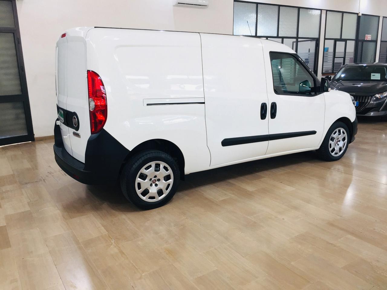 FIAT Doblò Maxi 1.6 MJT Lounge PL-TN SX