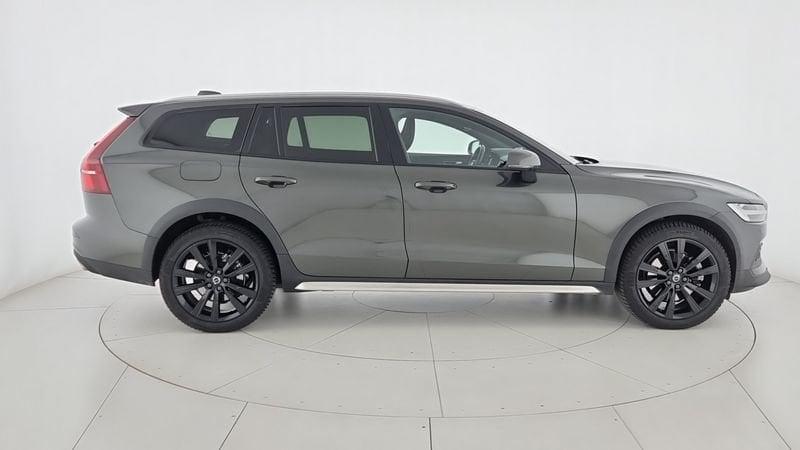 Volvo V60 Cross Country D4 AWD Geartronic Pro