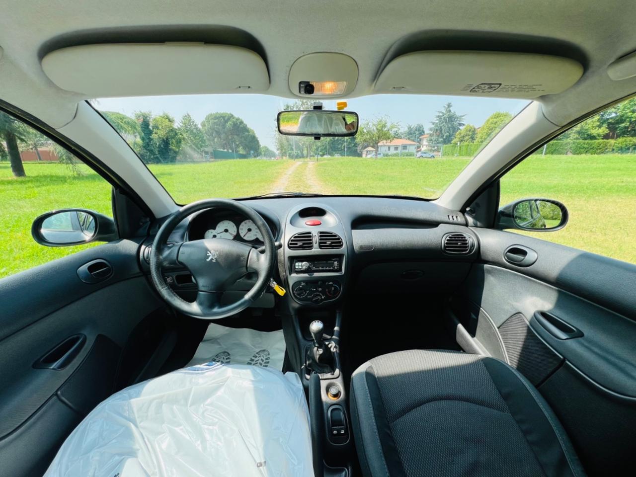 Peugeot 206 1.4 3p. Enfant Terrible