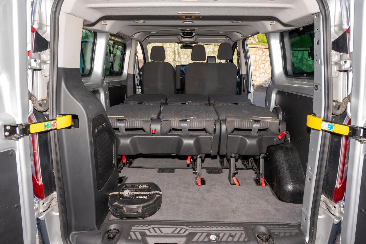 Ford Transit Custom 2.2 TDCi 125CV - 9 POSTI