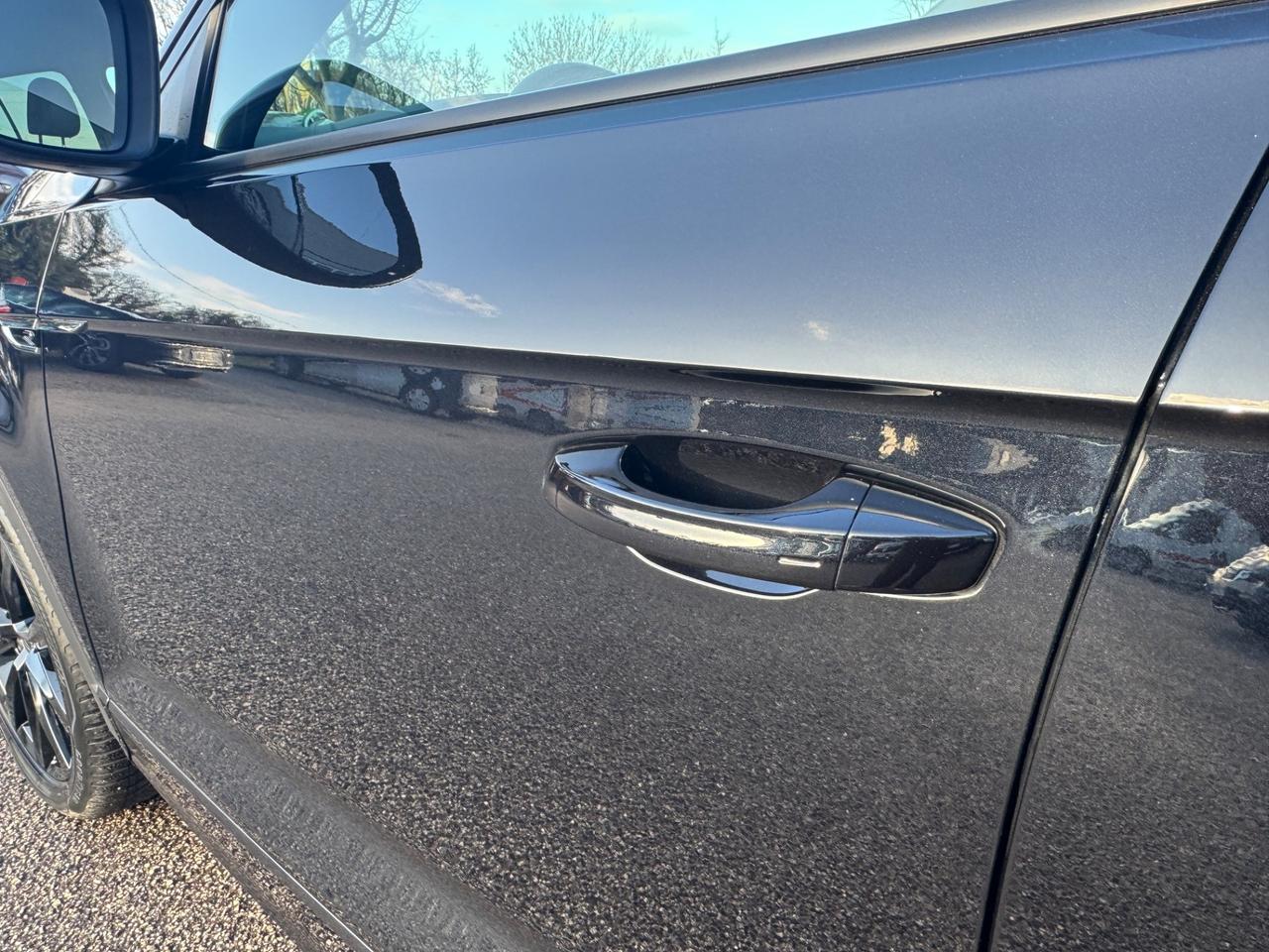 Volkswagen T-Roc 2.0 TDI SCR 150 CV DSG R-Line Full Black