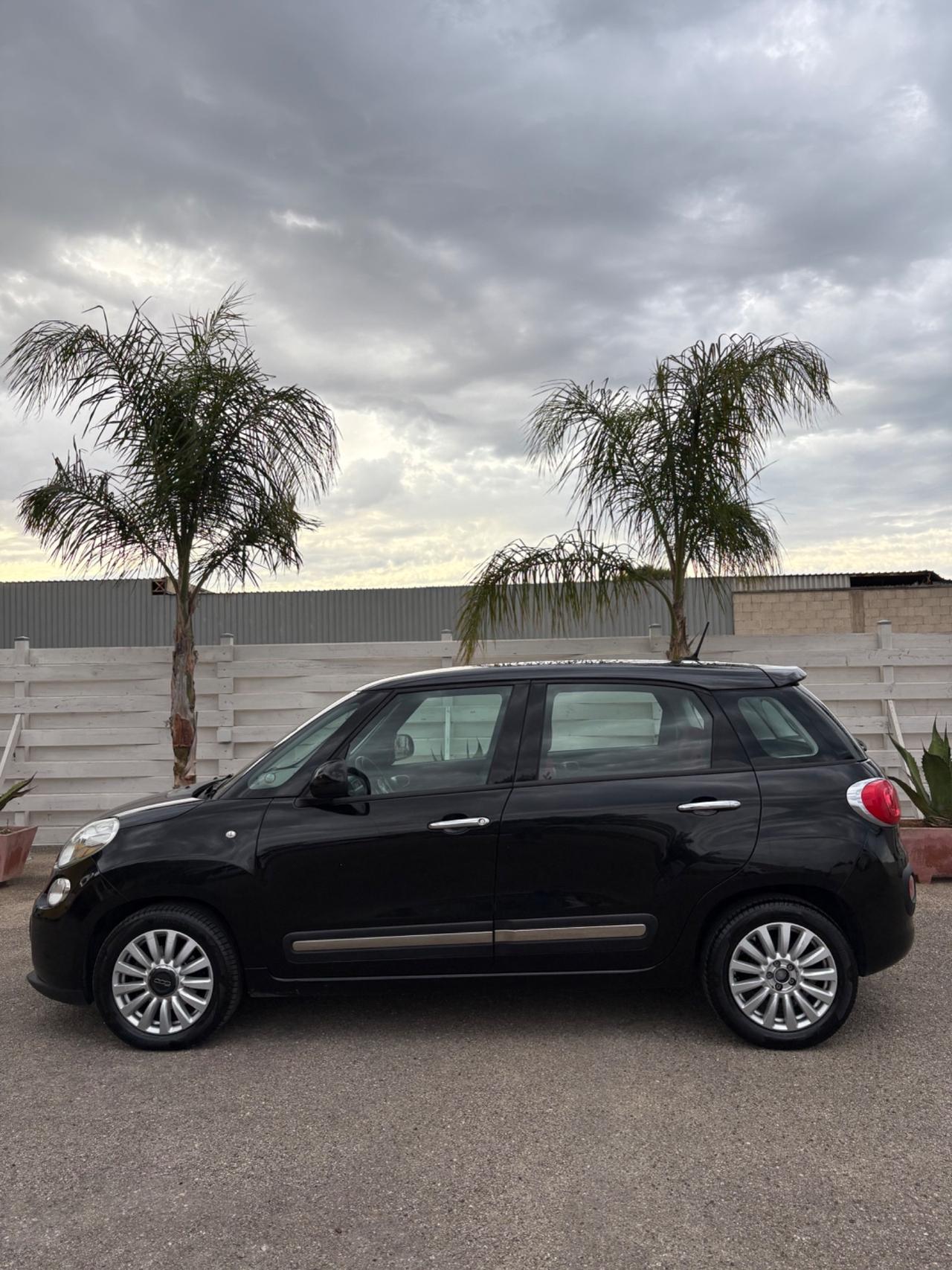 Fiat 500L unico proprietario 2015