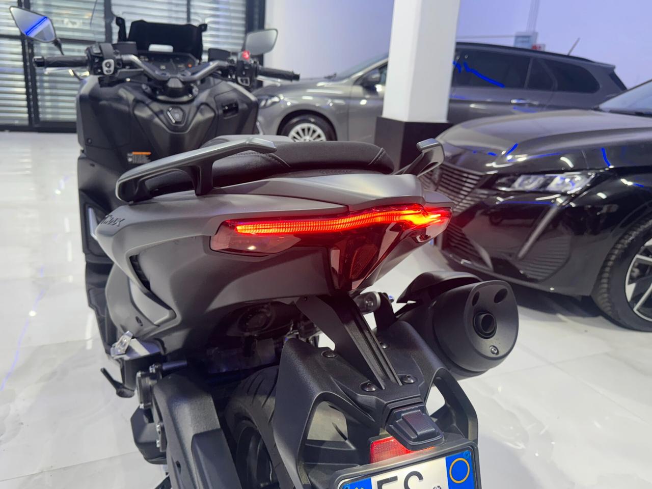 Yamaha T Max 560