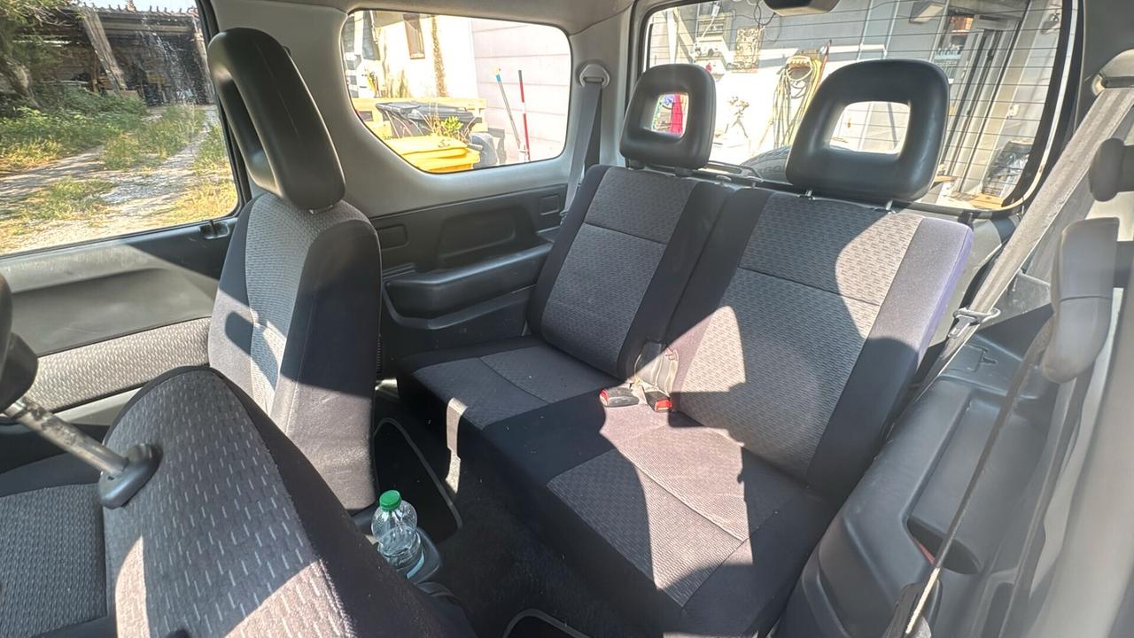 Suzuki Jimny 1.5 DDiS cat 4WD JLX Più