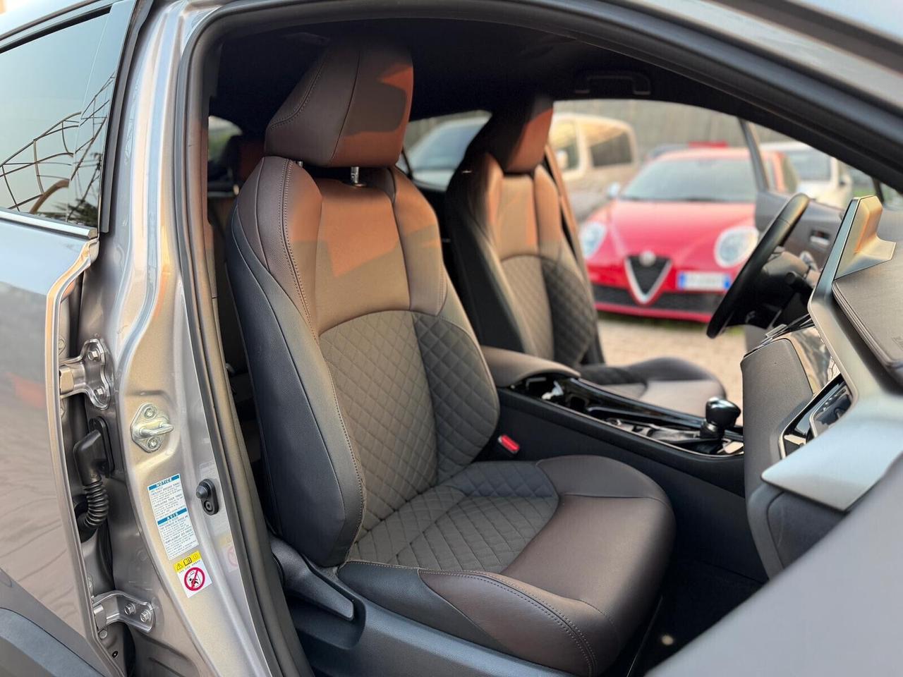 Toyota C-HR 1.2 Turbo CVT 4WD Lounge