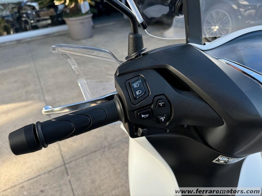 HONDA SH 150 sport nuovo pronta consegna A SOLI 46 EURO AL MESE