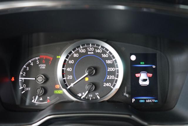 TOYOTA Corolla 1.8 Hybrid Business