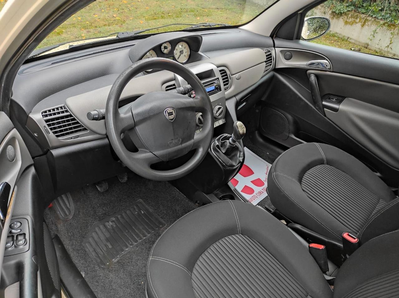 Lancia Ypsilon 1.2 METANO