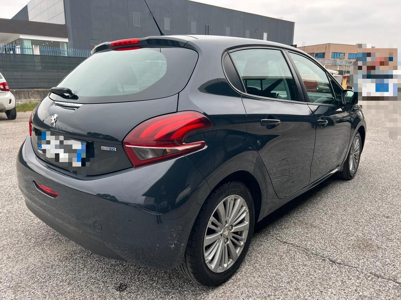 Peugeot 208 1.6 hdi 75cv Allure 5 porte -2016