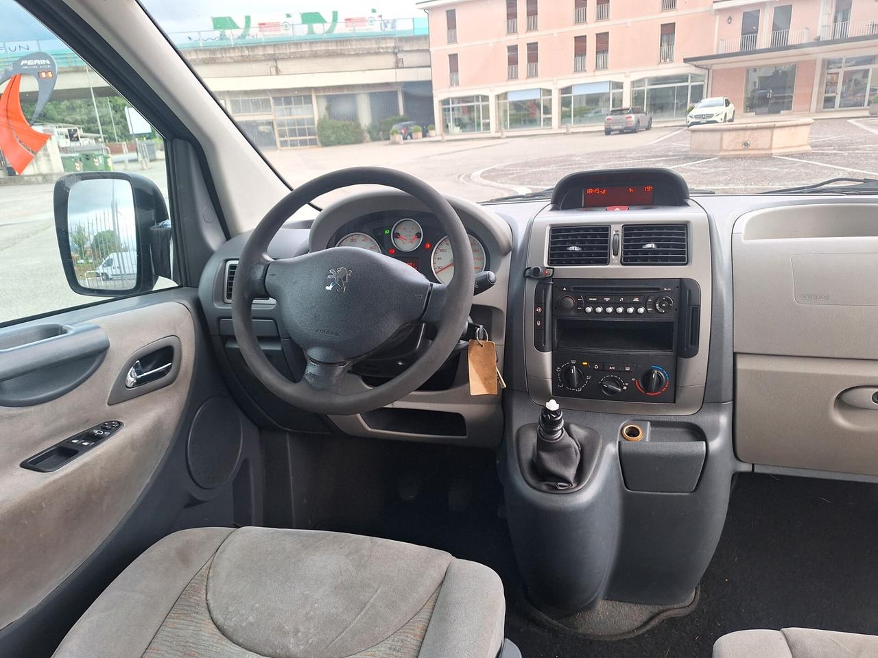 Peugeot Expert 2.0 HDi 120CV PC-TN 10Q Furgone Vetrato Affaire