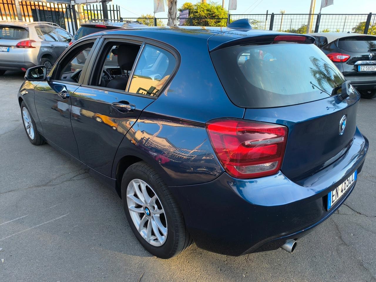 Bmw 116 116d 5p. Urban