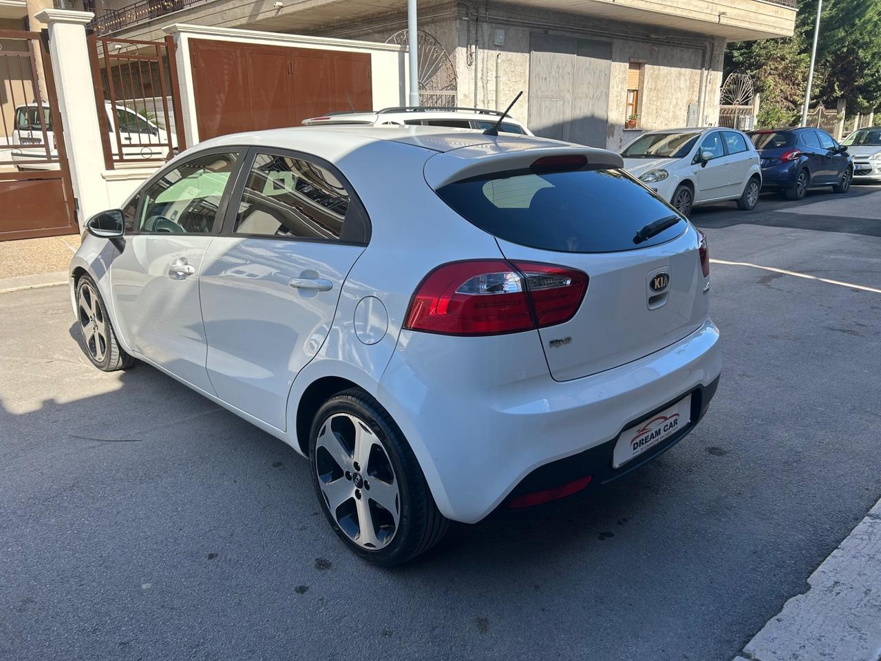 Kia Rio 1.4 CRDi 5p. Cool