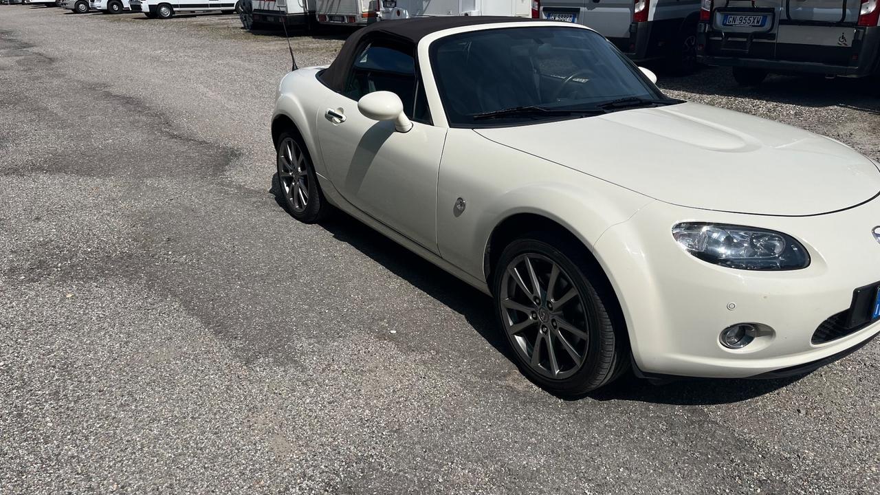 Mazda MX-5 Roadster Coupé 1.8L 16V Niseko