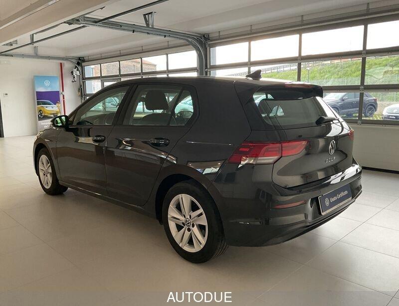 Volkswagen Golf 8 1.0 TSI EVO LIFE 110CV