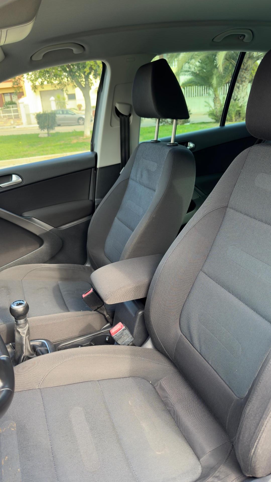 Volkswagen Tiguan 2.0 TDI 170 CV DPF Sport & Style (18°)