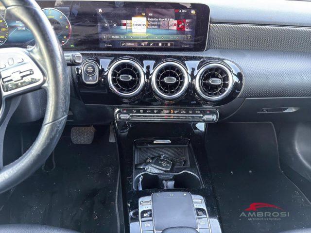 MERCEDES-BENZ A 180 180 d Business - PER OPERATORI DEL SETTORE