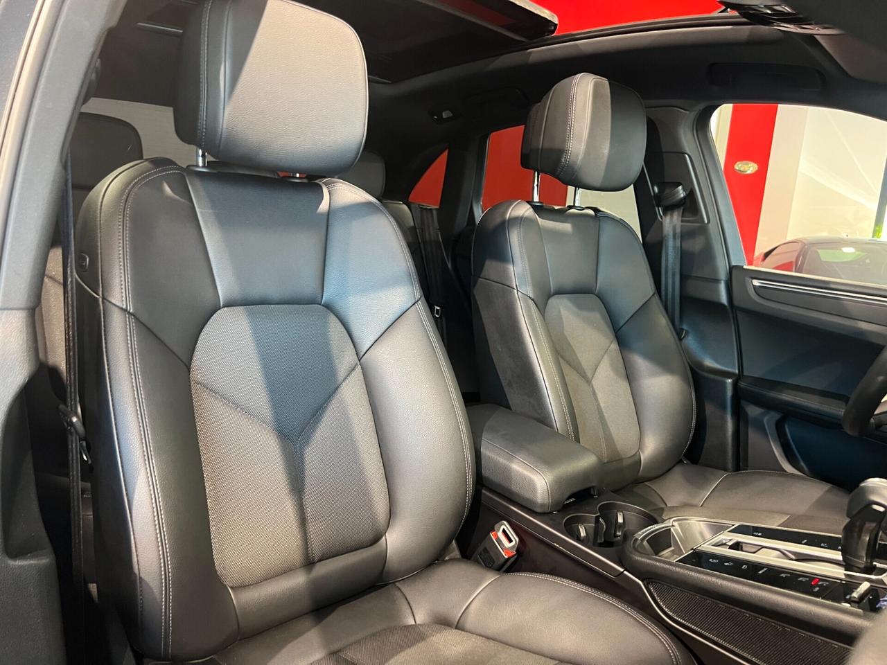 Porsche Macan 2.0 TETTO