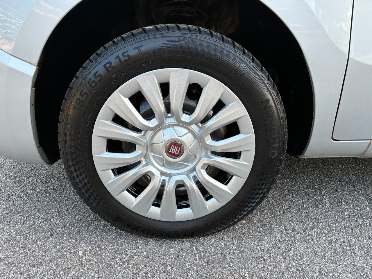 Fiat Qubo 1.4 8V 77 CV Natural Power