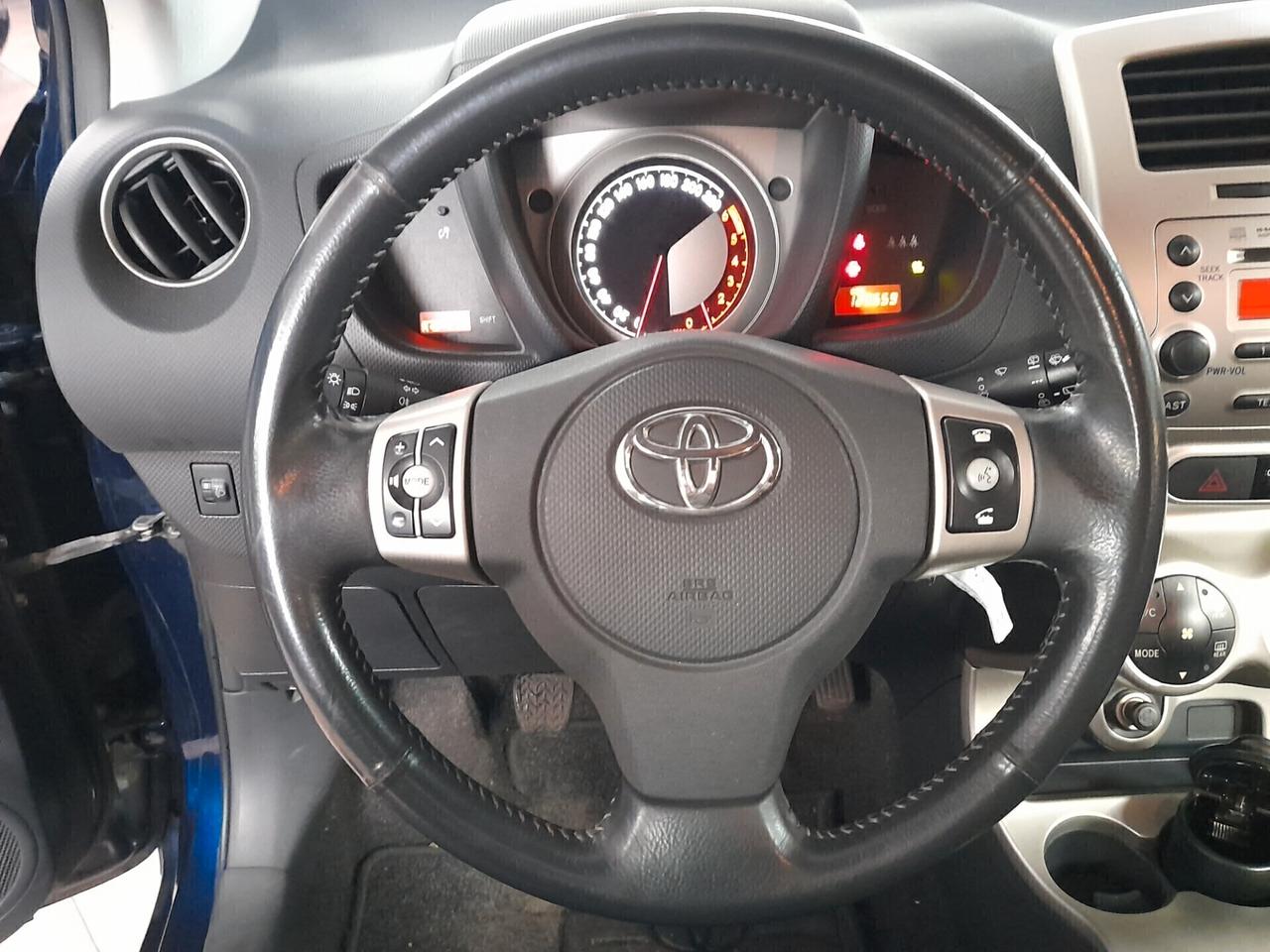 Toyota Urban Cruiser Urban Cruiser 1.4 D-4D AWD Sol