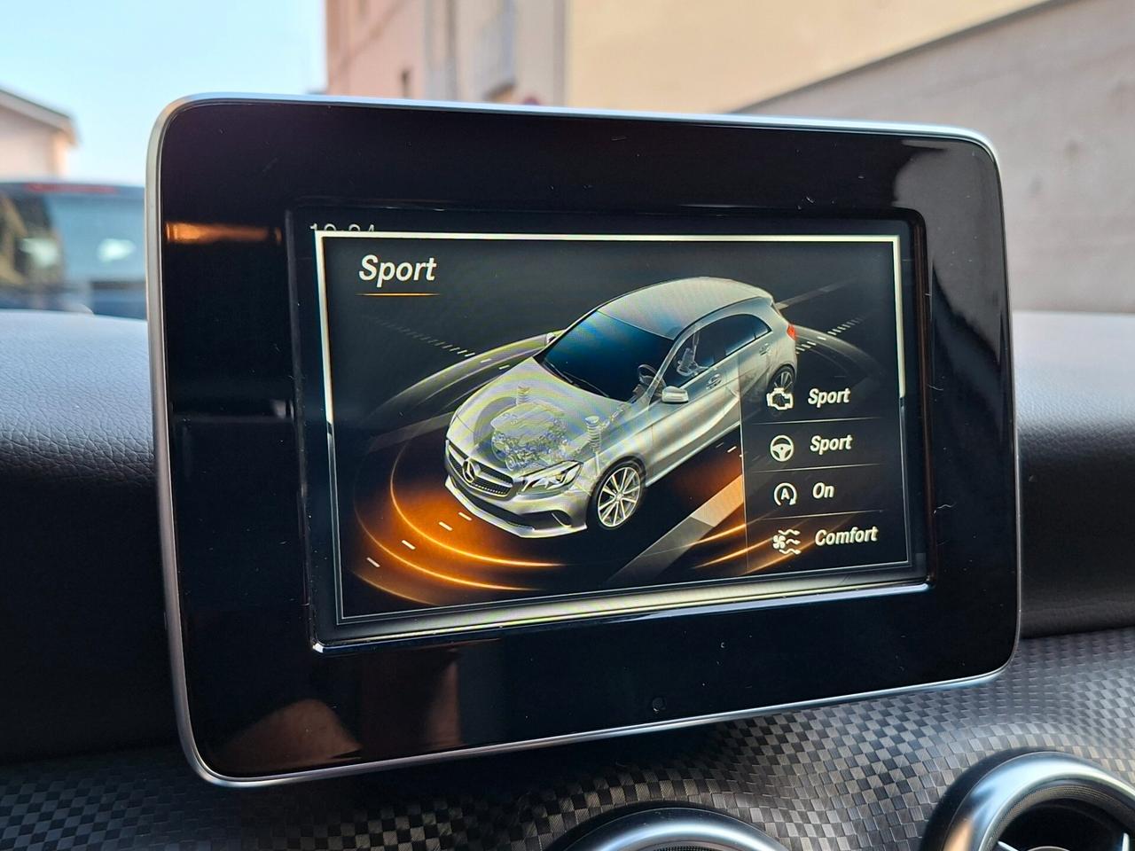 Mercedes-benz A 180 Classe Sport my18, prezzo reale, km certificati! Unico propritario!