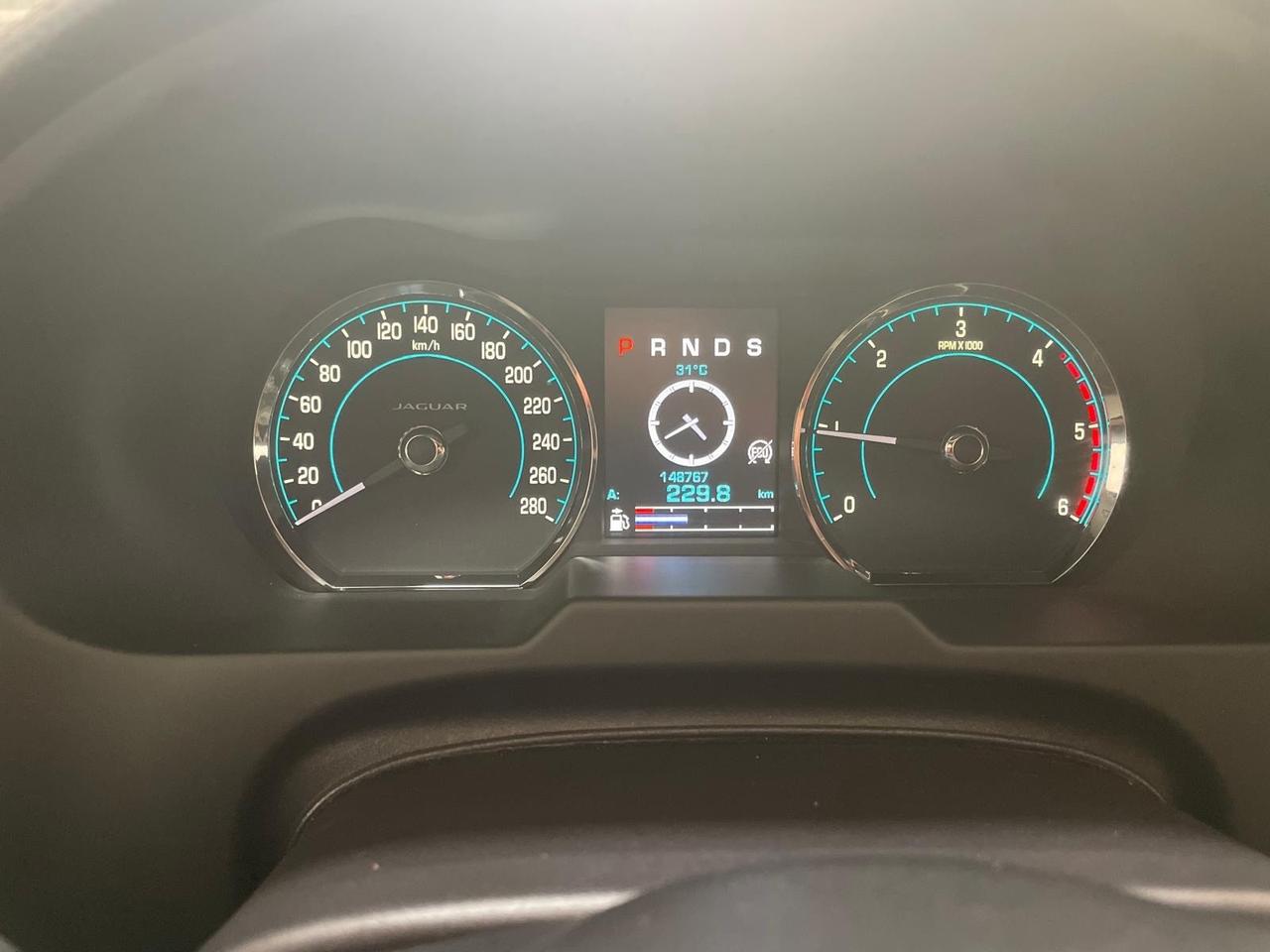 Jaguar XF 3.0 DS V6 Luxury