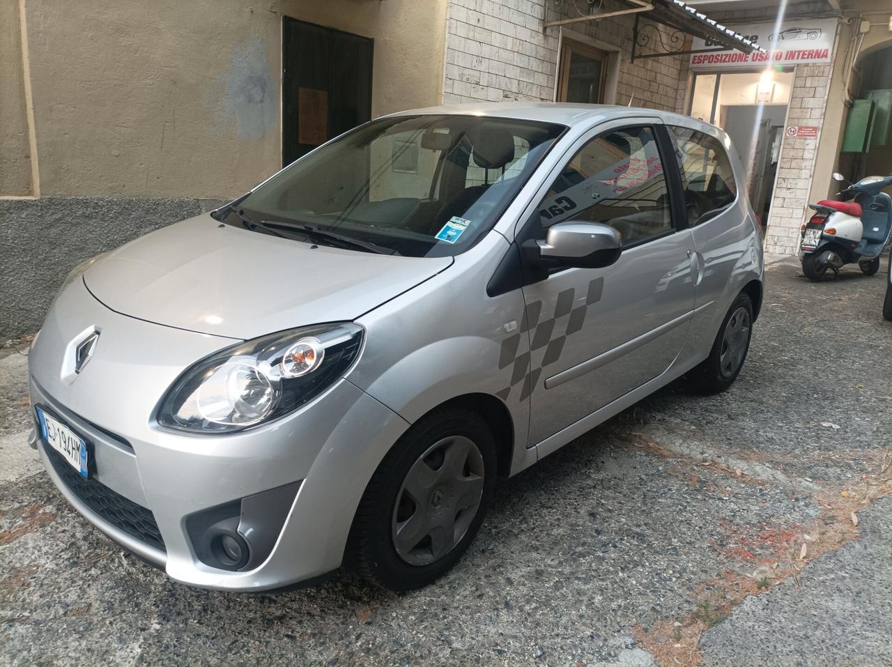 Renault Twingo BENZ/GPL 1.2 16V LEV Miss Sixty 2011