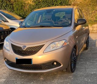 Lancia Ypsilon 1.2 69 CV 5 porte GPL Ecochic Gold