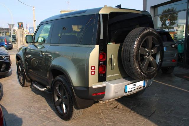 Land Rover Defender 3.0d mhev X-Dynamic HSE awd 250cv AUTO con CarPlay