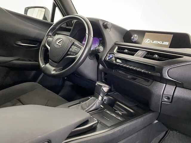 Lexus UX 250h Hybrid 4WD Executive 250 H