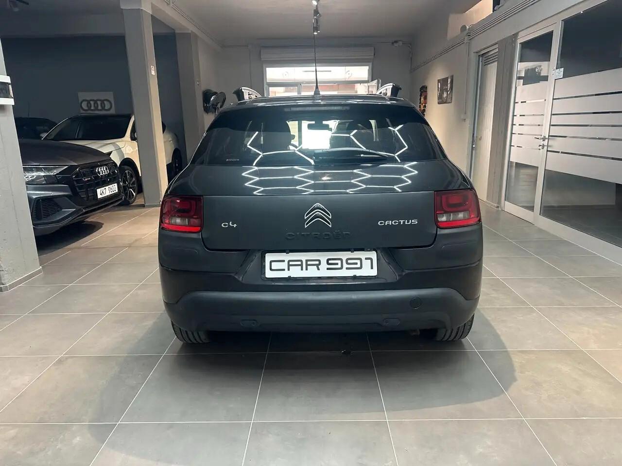 Citroen C4 Cactus BlueHDi 100 Shine