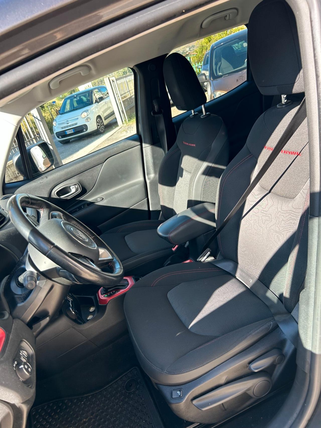 Jeep Renegade 2.0 Mjt 170CV 4WD Active Drive Low Trailhawk