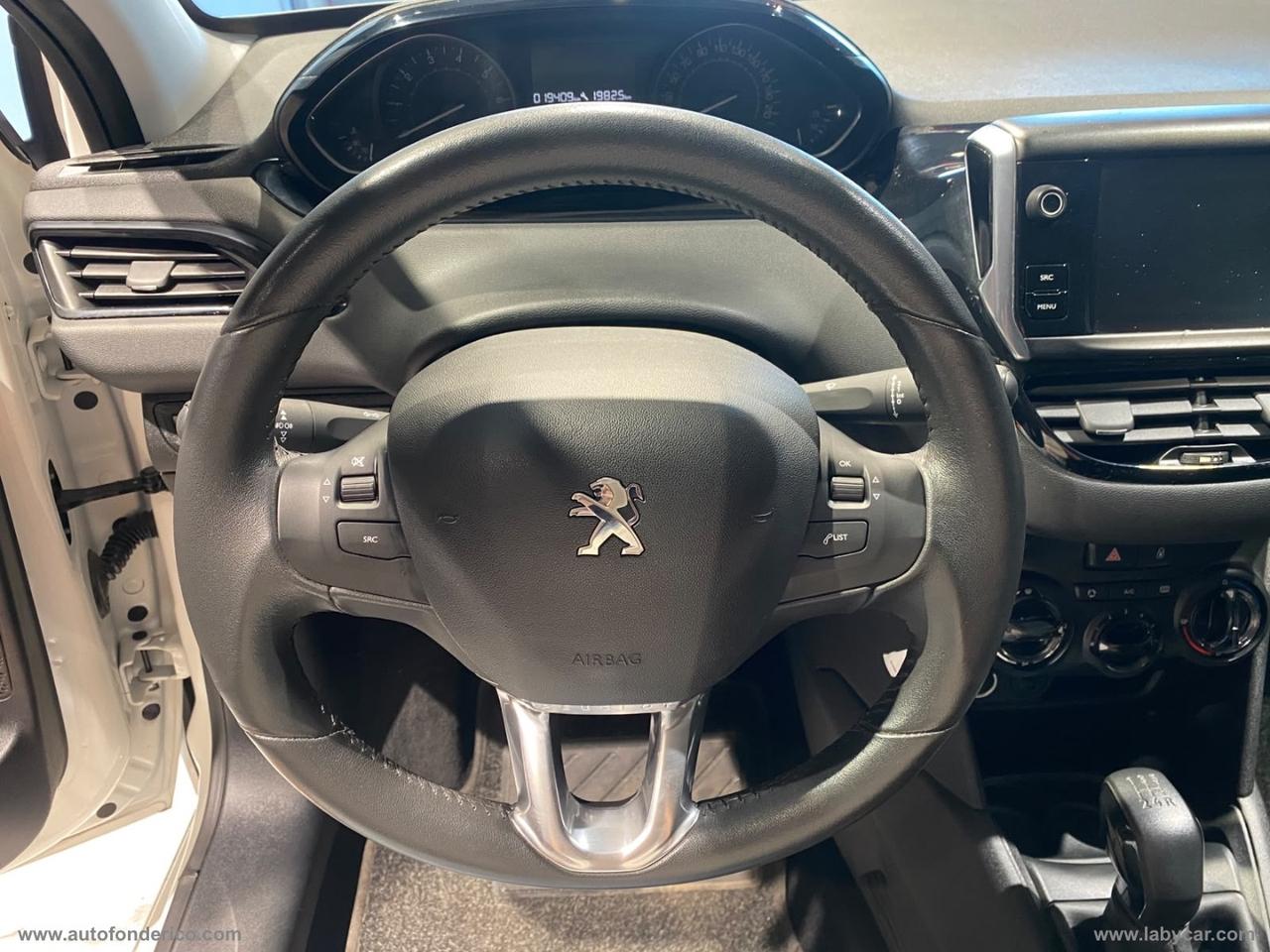 PEUGEOT 208 PureTech 82 5p. Allure