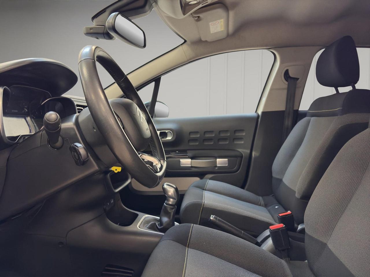 Citroen C3 1.2 puretech Shine 82cv