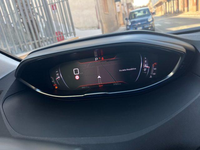 PEUGEOT 3008 1.5BlueHDi 130 EAT8 Allure Pack