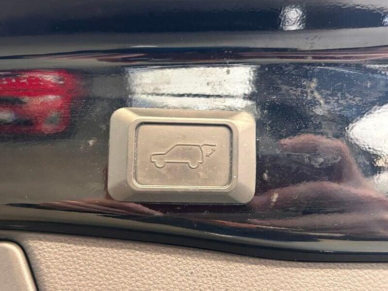 Toyota RAV4 2.5 HV (218CV) E-CVT 2WD Black Edition