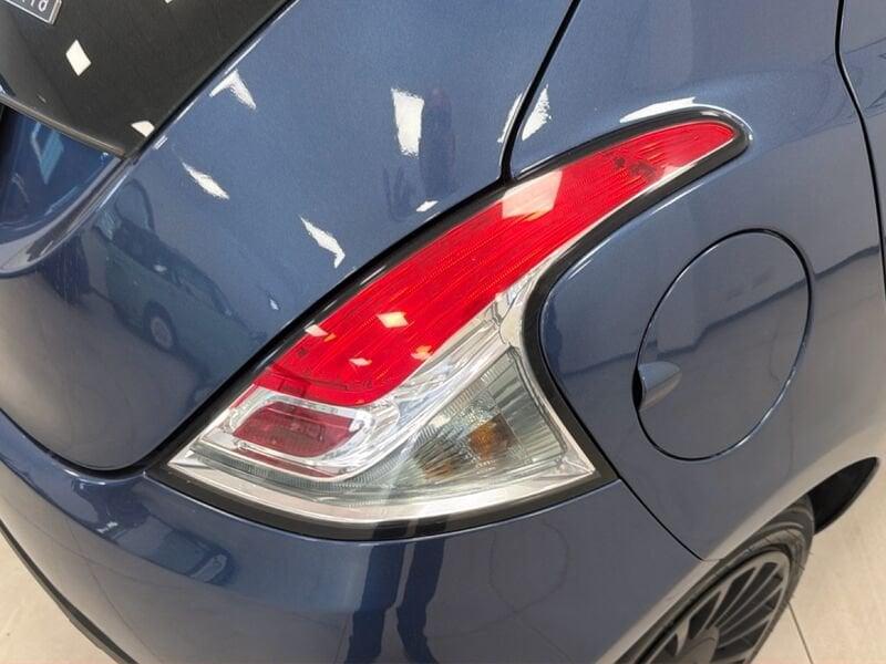 Lancia Ypsilon 1.0 FireFly 70cv S&S Hybrid SILVER