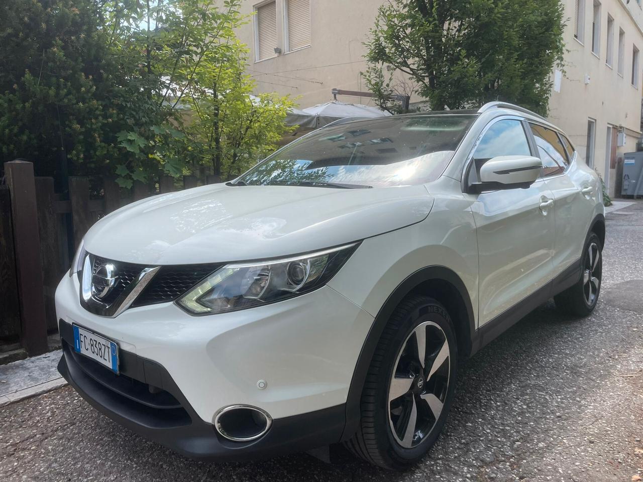 NISSAN QASHQAI 4WD 1.6 DCI TEKNA - GANCIO TRAINO