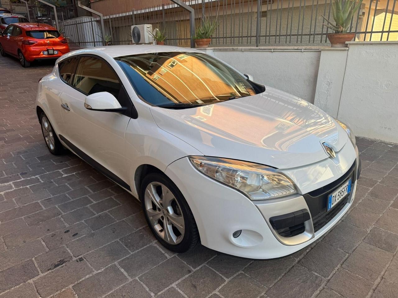 Renault Megane 1.5 dci 110cv Coupe' OK NEOP.