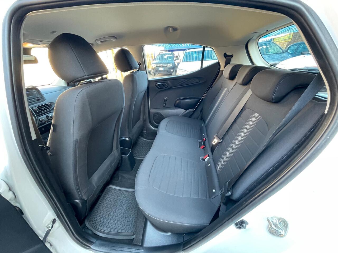 Hyundai i10 1.0 MPI Tech