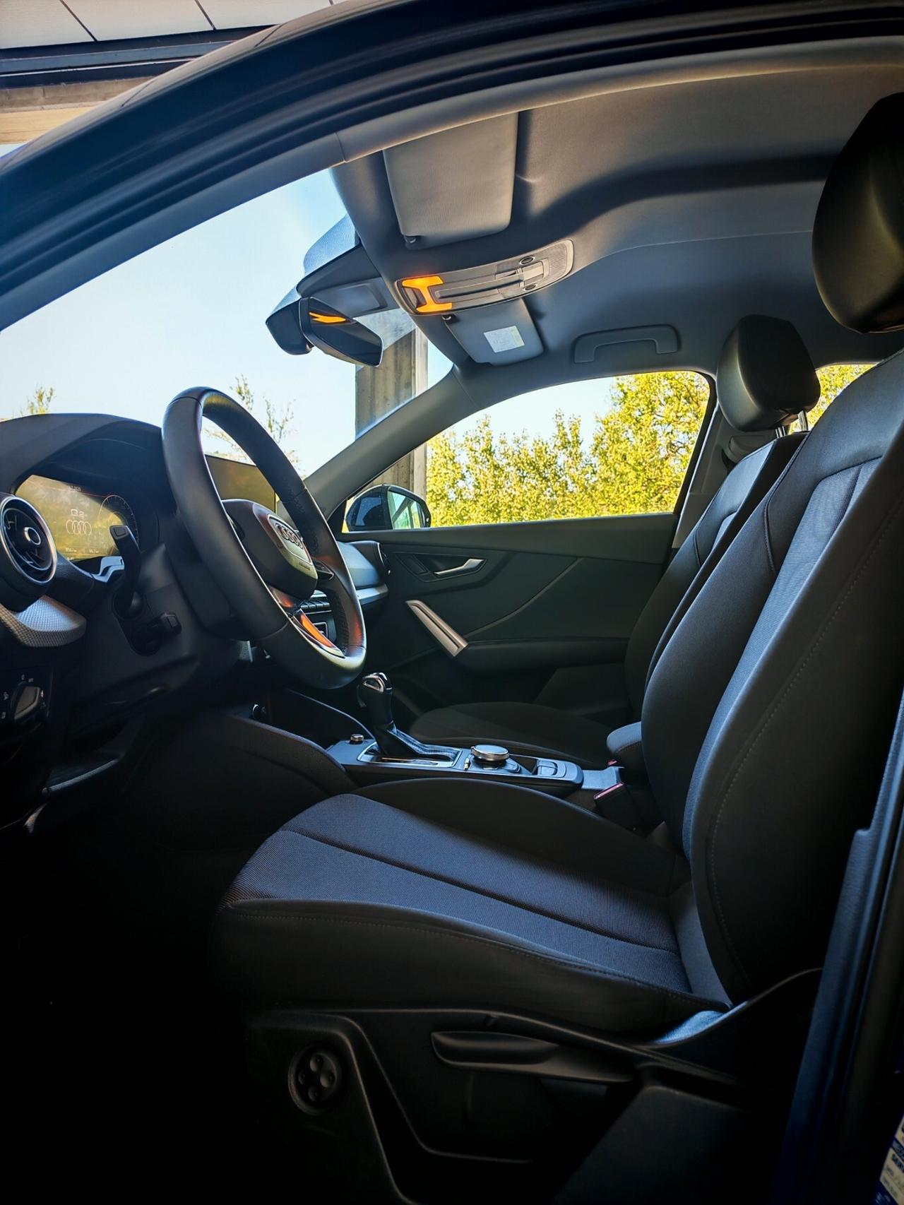 Audi Q2 30 TDI S tronic Business