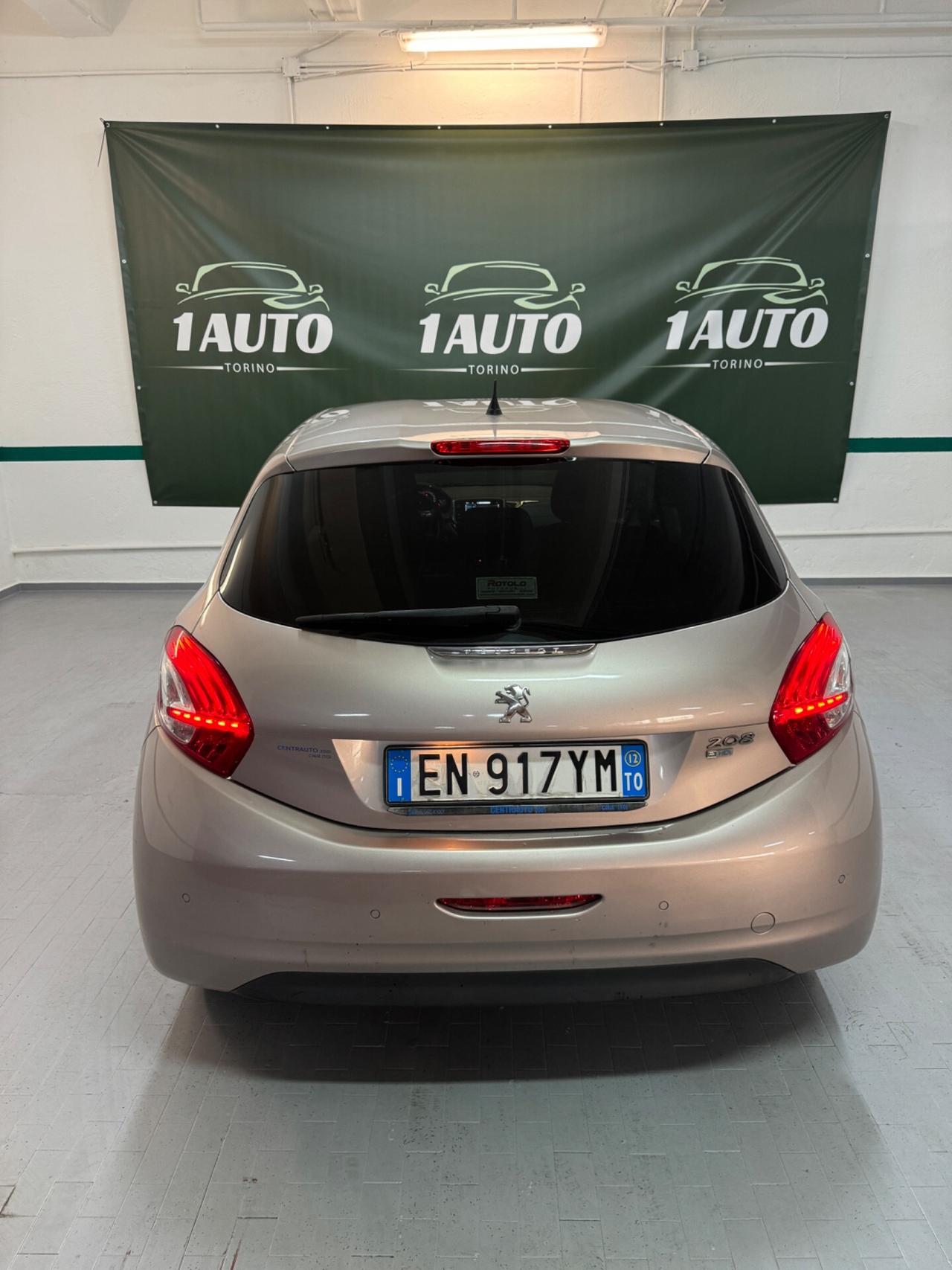 Peugeot 208 1.6 e-HDi 92 CV Stop&Start 5 porte Allure