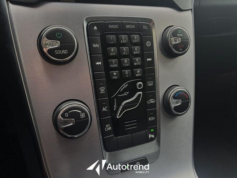 Volvo V40 D2 120 CV Automatica NAVI TETTO LED Business
